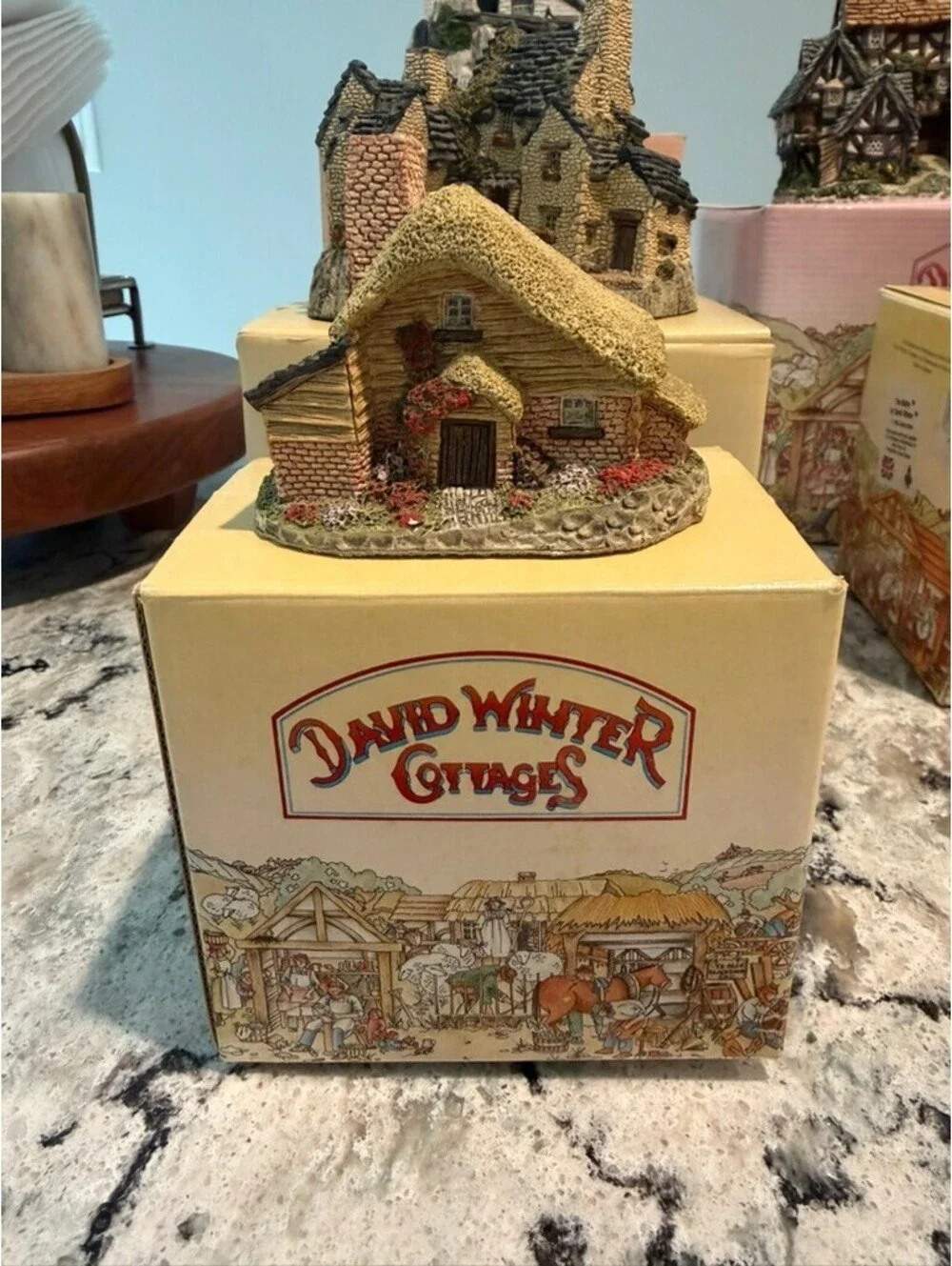 David Winter Cottages Lot of 8 - Some hand signed + all with boxes